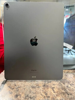 ipad air 13" - 2