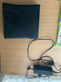 Xbox 360 + hry - 2