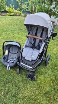 Britax Römer Smile III kocik - super stav - 2