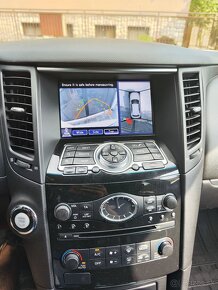 Infiniti FX30DS - 2