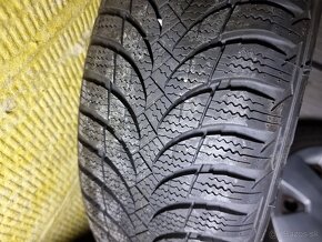 Suzuki swift 185/60r15 zimné pneumatiky na diskoch - 2