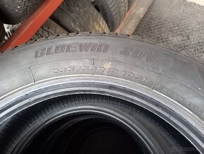 Sada zimných pneu Superia 235/55 R19 - 2