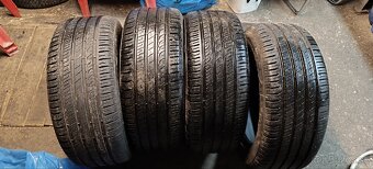 235/55 R17 Bravuris 5hm - 2