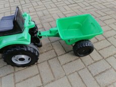 Šlapací traktor s vlečkou - 2