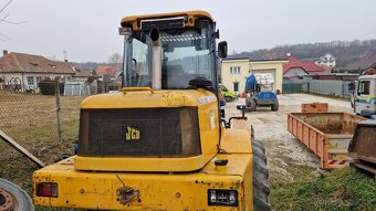 Nakladač jcb TM 270 - 2