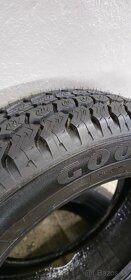 215/60 r17 C - 2