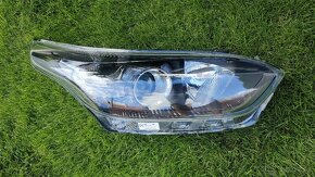 Kia Ceed III 3 CD 2021 - prave predne svetlo, lampa, halogen - 2