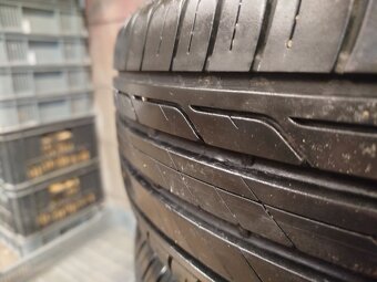 Bridgestone Turanza T001 195/60R16 89H. - 2