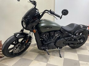 Indian Scout Rouge r.v. 2023 1500km - 2