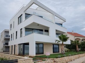 CHORVÁTSKO - Dvojpodlažný 4 izbový apartmán - Sukošan, Zadar - 2