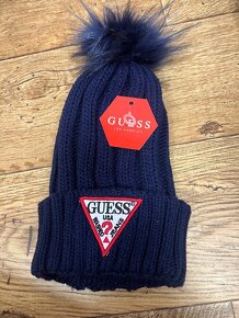 Modra damska guess ciapka s brbolcom - 2