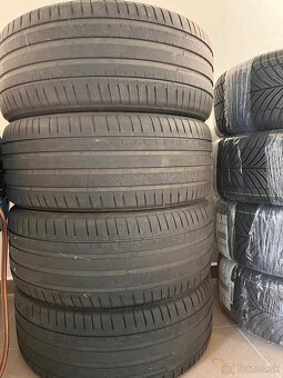 Letné pneu 255/45 R20 105W XL Mischelin - 2