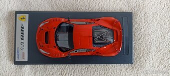 Predám model Ferrari 488 GT3 1:43 Looksmart/Spark - 2