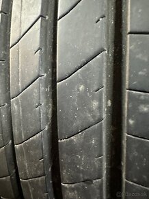 Predám 2 letné pneu Bridgestone Turanza T005A 215/45R18 89W - 2