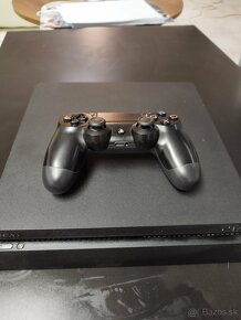 PS4 slim - 2