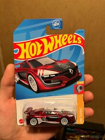 Hot Wheels Renault Sport R.S. STH - 2