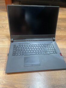 ASUS ROG STRIX 17 - 2