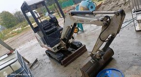 Bobcat 320 minirypadlo - 2