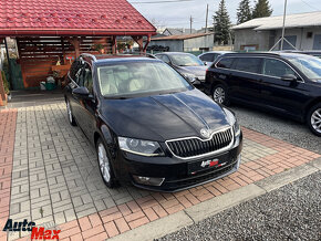 Škoda Octavia Combi 1.6 TDI Elegance - 2