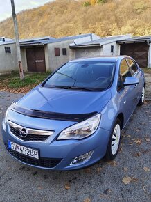 Opel Astra - 2