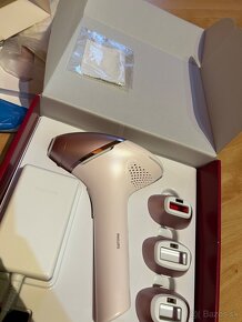 Philips Lumea IPL 9000 - 2