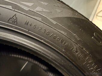 Špičkové zimné pneu NOKIAN SNOWPROOF- 235/60 r18 107H - 2