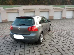 Volkswagen Golf 5 - 2