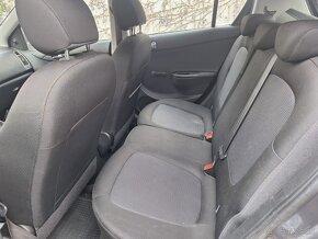 HYUNDAI I20 BENZIN ROK 2013 - 2