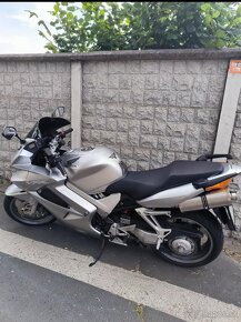 Honda vfr 800 - 2