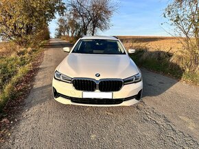 BMW rad 5 Touring 520d xDrive A/T - 2