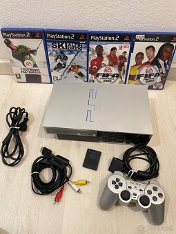 Playstation 2 - model: SCPH-50004 PS2 - 2