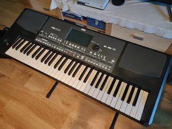 Korg PA 600 - 2