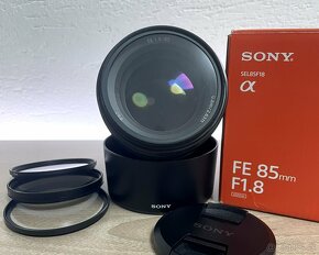 Sony 85mm F/1.8 + 4 filtre - 2