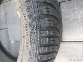 Kleber Quadraxer 225/45 r17 zimna 1ks - 2