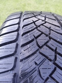 215/55 r17 zimné pneu.8 mm - 2