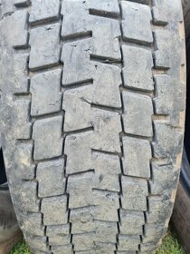 Pneumatiky 315/70 r22,5 - 2