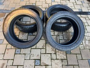 Bridgestone Blizzak LM-25 235/50 R19 - 2