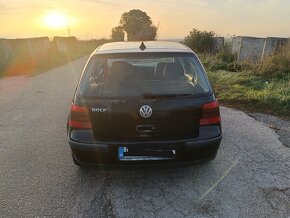 Volkswagen golf 4 1.4 benzín - 2