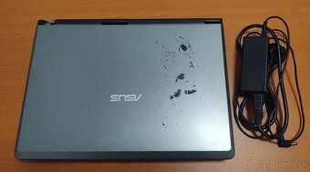 Asus X51L - 2