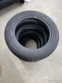 Predam zimné pneumatiky Nokian WR D4 185/60 R15 - 2