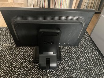 LCD monitor HP Compaq LA2205wg - 2