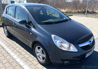 Opel corsa 2010 - 2