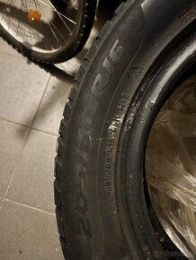 Predam zimne pneumatiky 205/60 R16 zn. Pirelli - 2