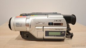 Videokamera Sony DCR-TRV320E, Digital8, Hi8, Video8 - 2