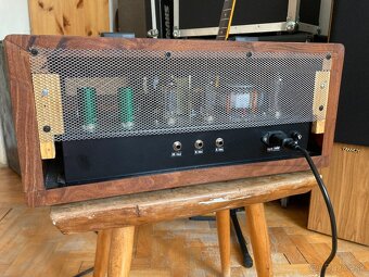 Tube amp 18W+bedna - 2