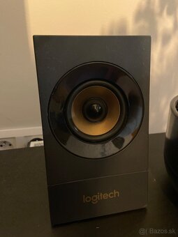 Logitech Z537 - 2