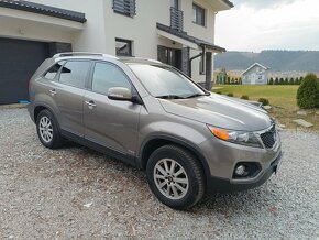 KIA SORENTO II. 2.2 CRDi 4x4, 145kw, 7 miestne - 2