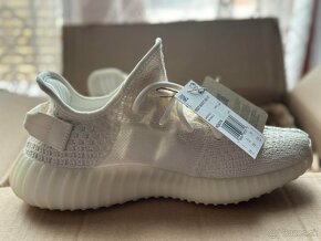 YEEZY BOOST 350 V2 BONE (EU 38, US 5.5, 23,3CM) - 2