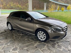 Mercedes A180 A/T - 2