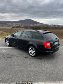 SKODA OCTAVIA 3 2.0TDI DSG 110KW XENON - 2